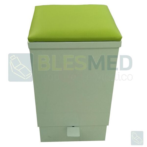 bote basurero tapizado verde